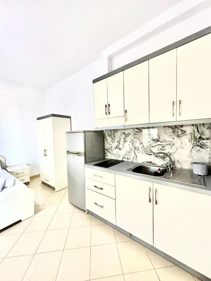 Amar Apartments Sarande Exterior photo
