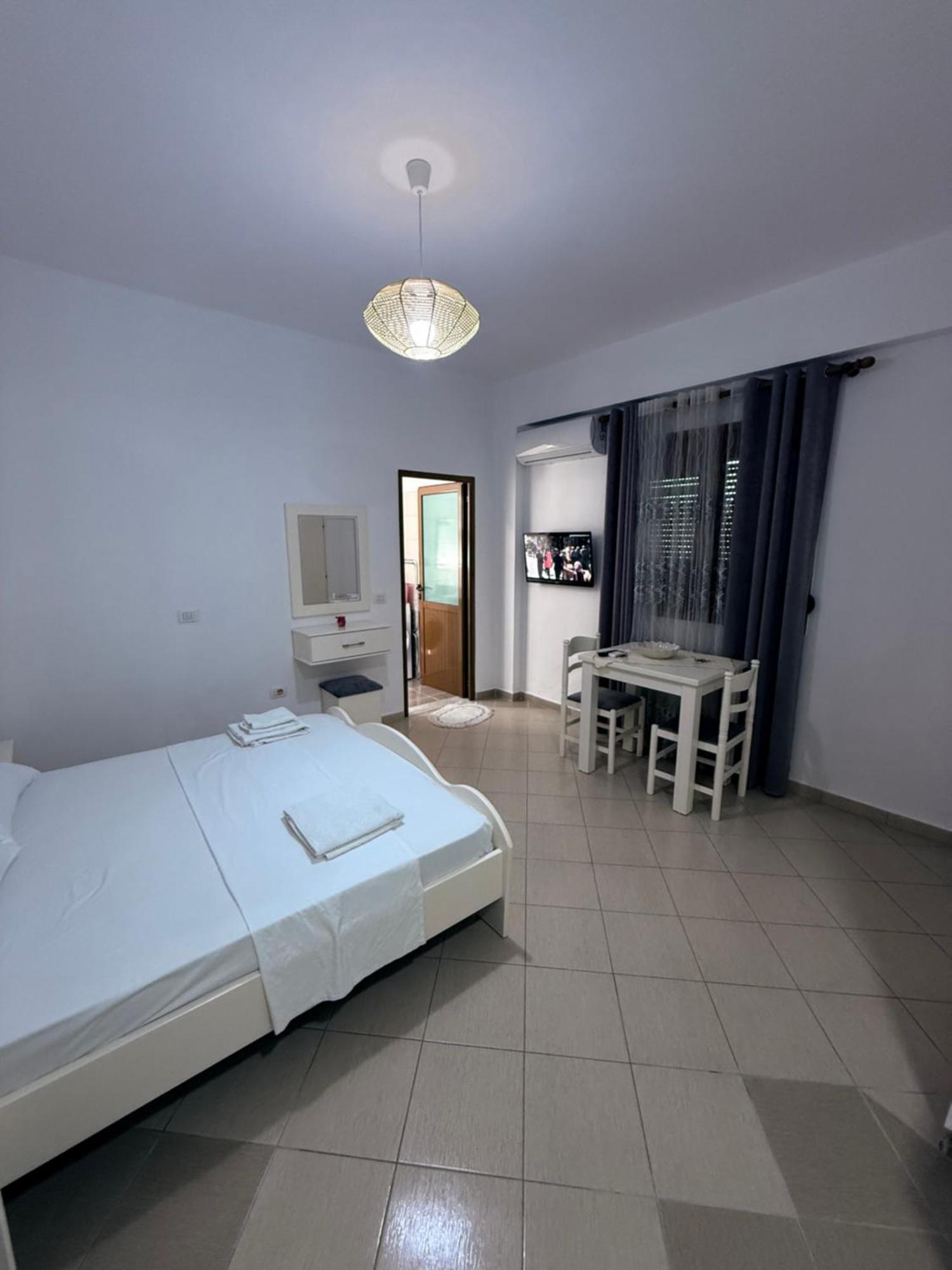 Amar Apartments Sarande Exterior photo