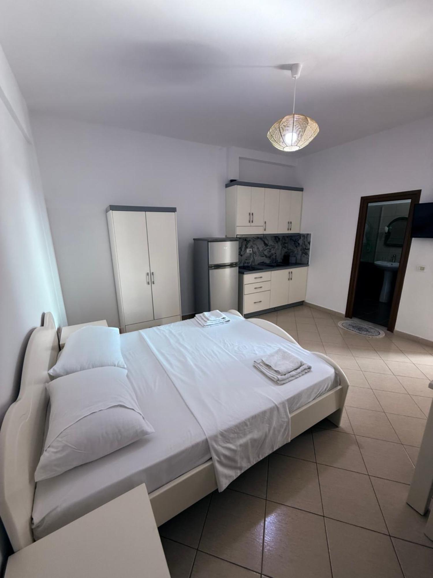 Amar Apartments Sarande Exterior photo