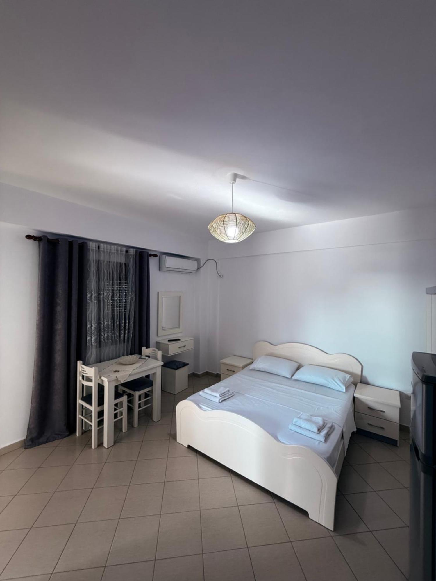 Amar Apartments Sarande Exterior photo